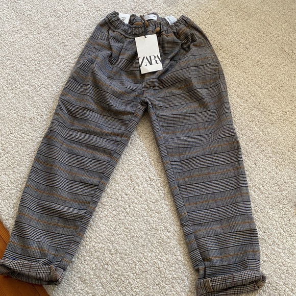 Zara Pants - Picture 3 of 4